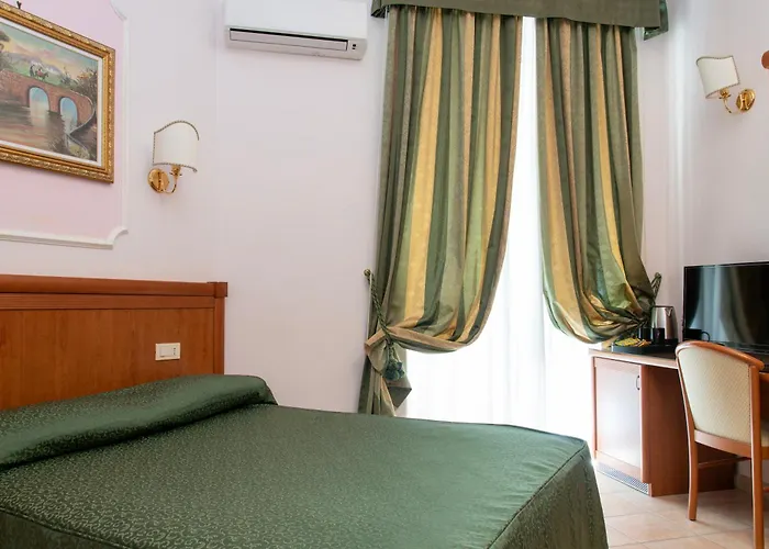Hotel Philia 3*