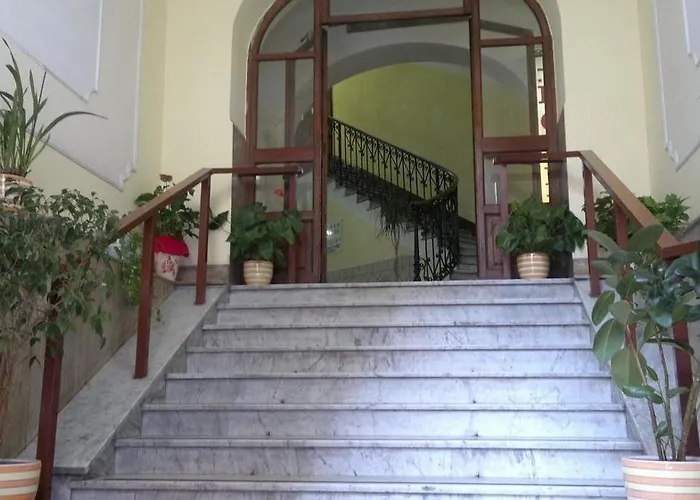 Philia Hotel 3*